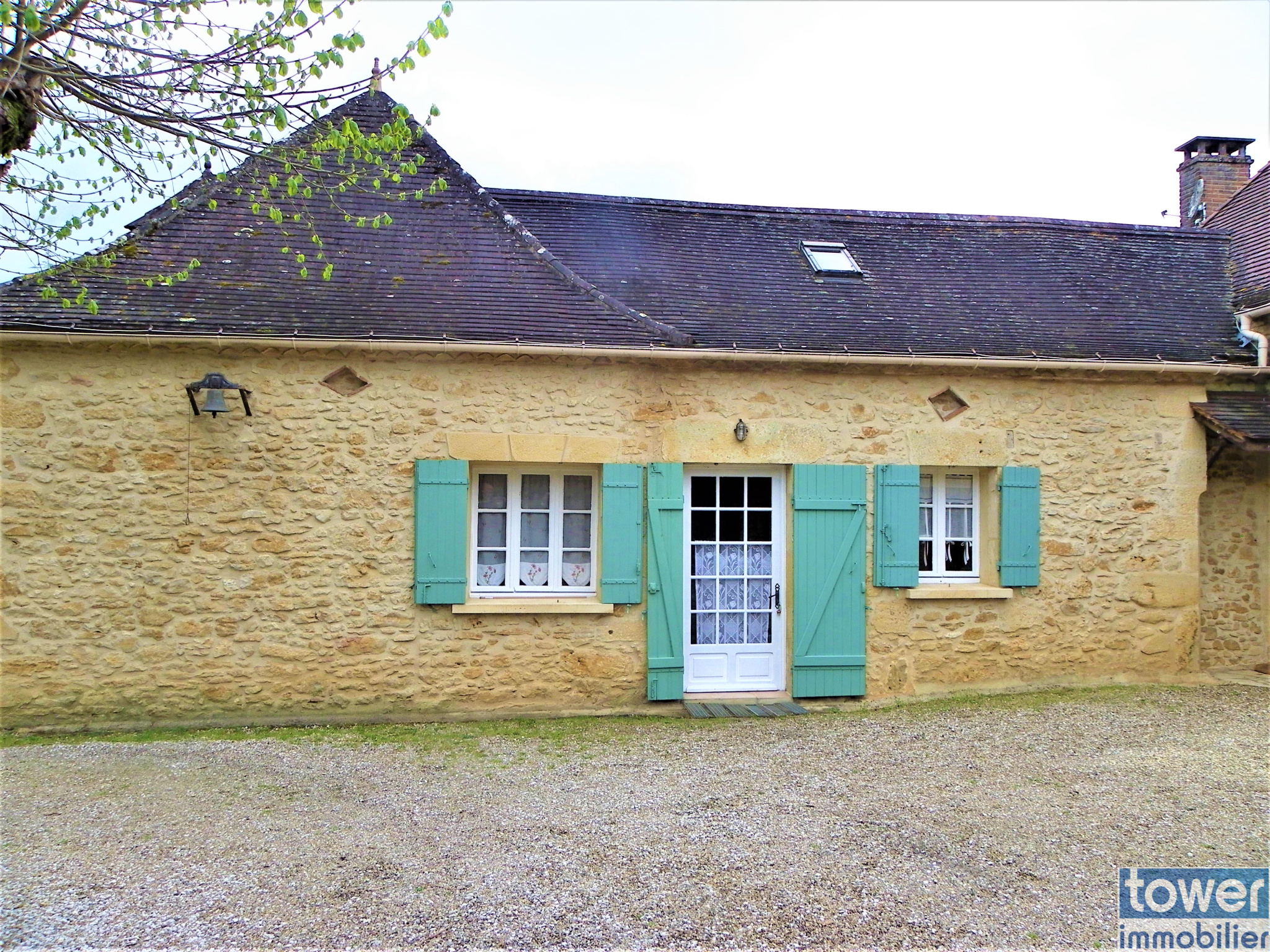 vente VIAGER avec parties LIBRES (2 maisons) et OCCUPEE (1 maison)