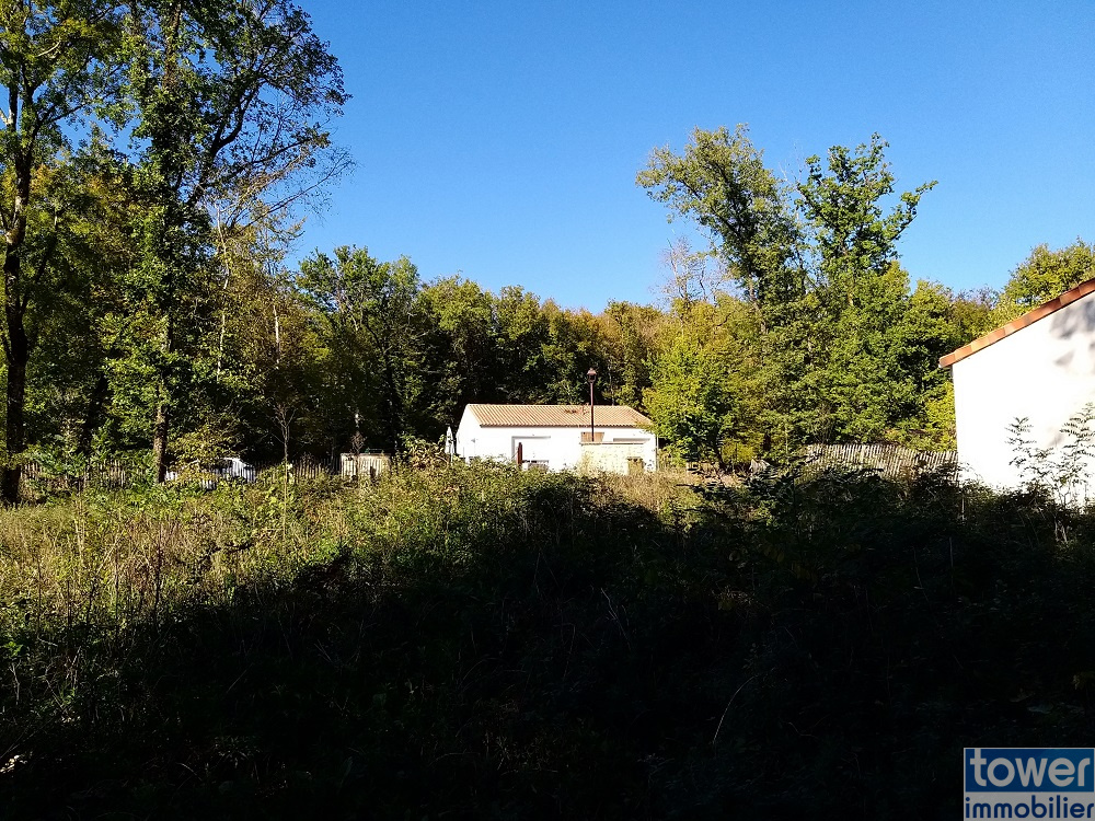 Terrain à bâtir sur la commune de Pranzac