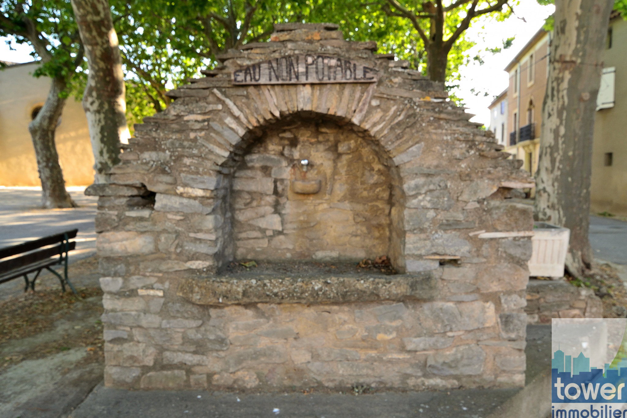 Ancienne Fontaine Place de la Mairie